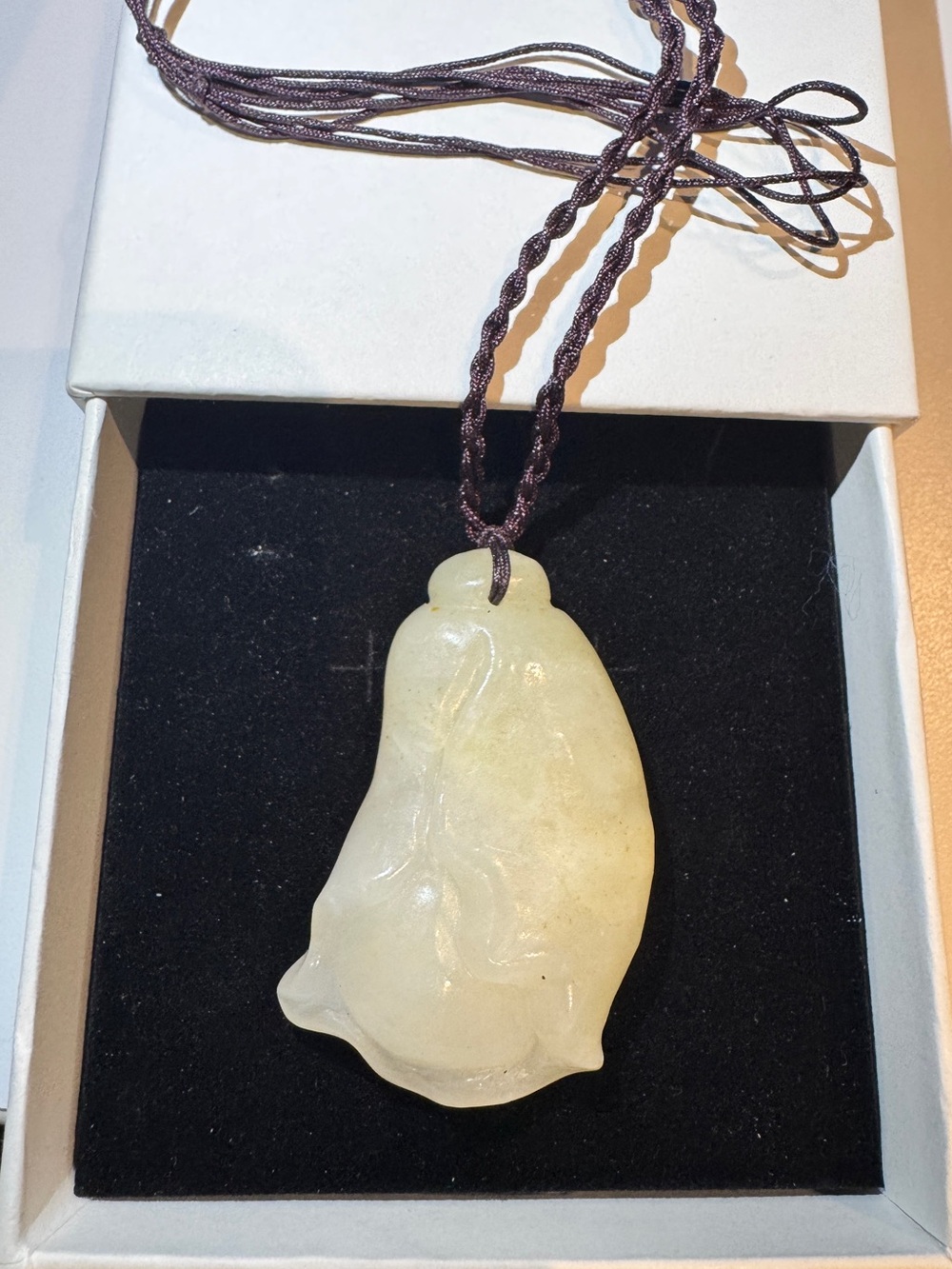Jade Carved Jade Pendant Necklace - Pale Green